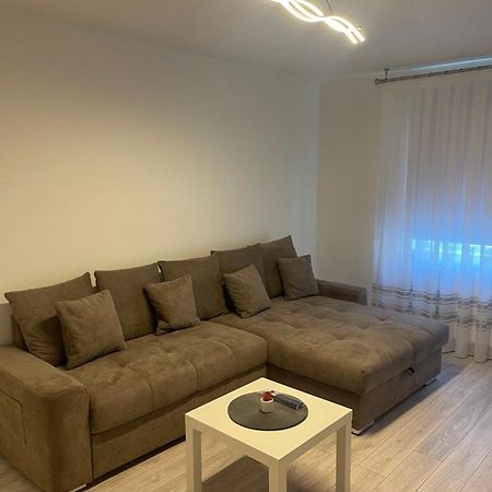 Apartament Incantator In Roman Exterior foto